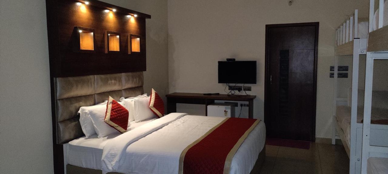 Biranji Aqua Retreat Hotel Chikmagalūr Buitenkant foto