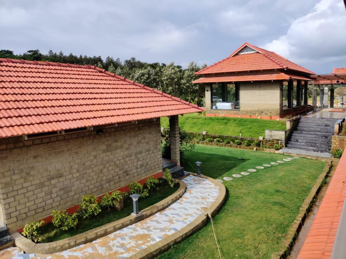 Biranji Aqua Retreat Hotel Chikmagalūr Buitenkant foto