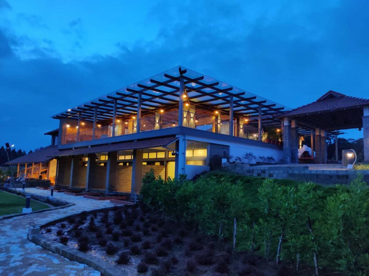 Biranji Aqua Retreat Hotel Chikmagalūr Buitenkant foto