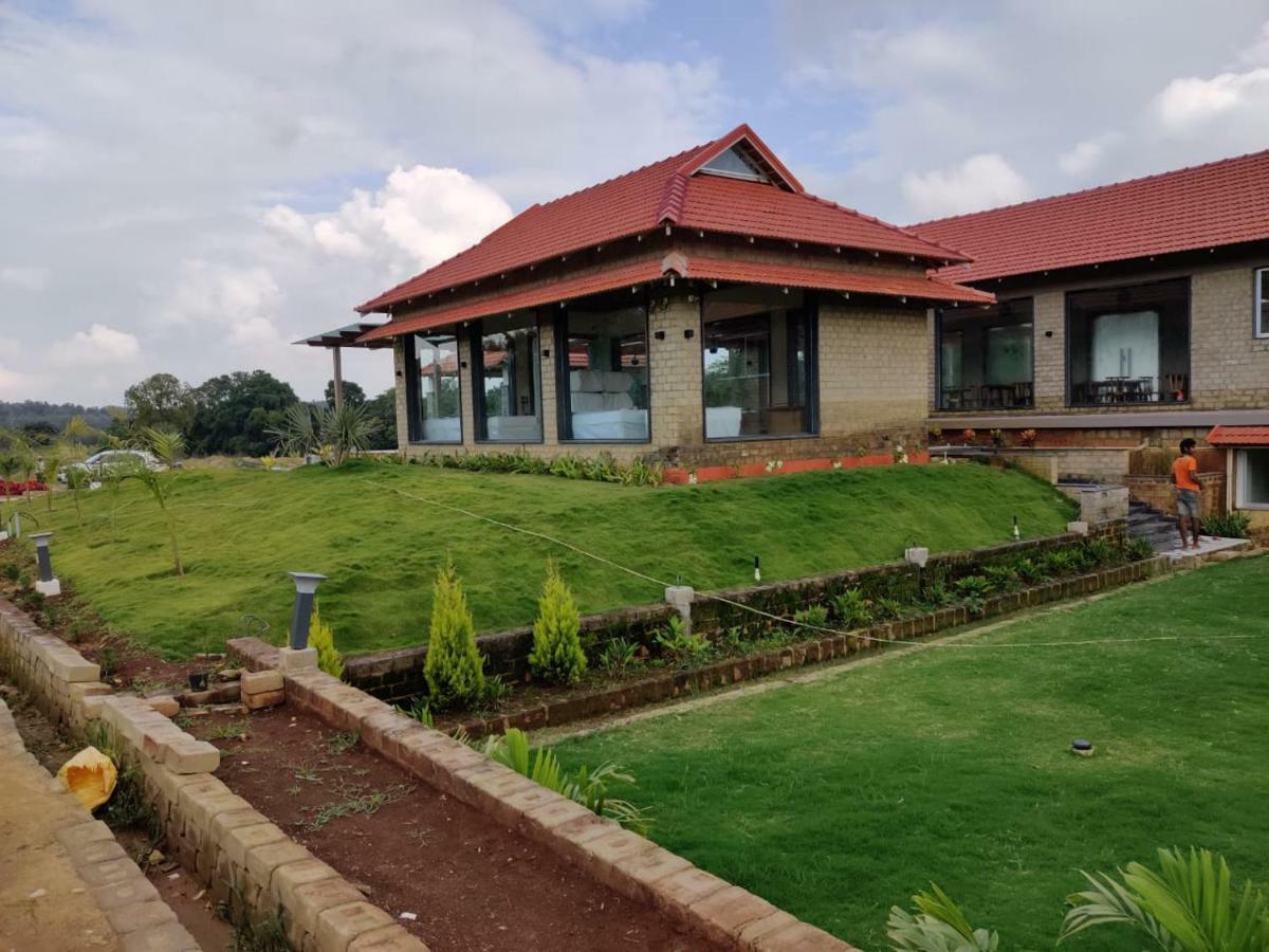 Biranji Aqua Retreat Hotel Chikmagalūr Buitenkant foto