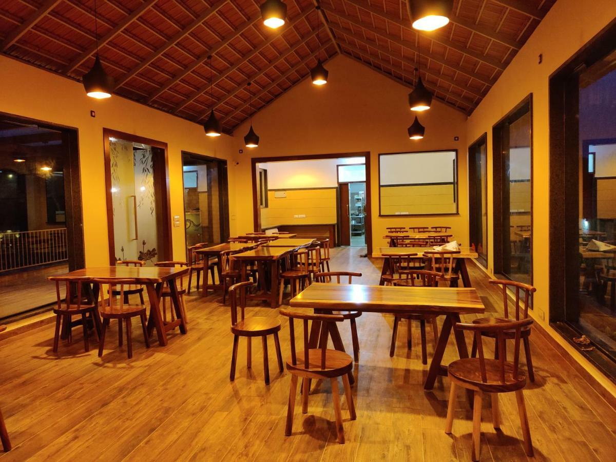 Biranji Aqua Retreat Hotel Chikmagalūr Buitenkant foto