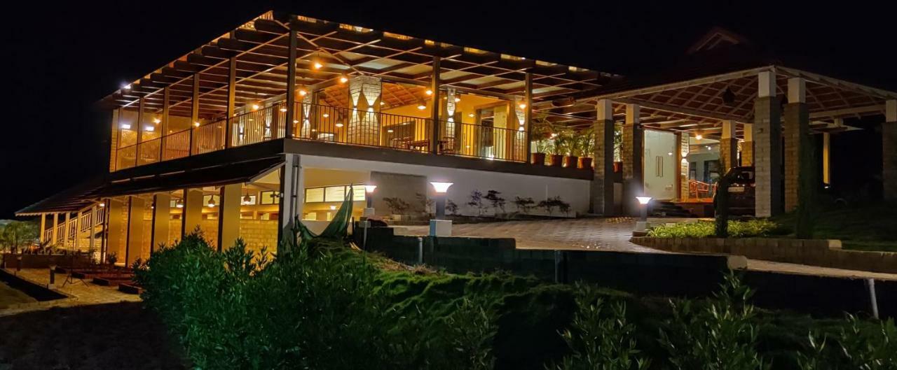 Biranji Aqua Retreat Hotel Chikmagalūr Buitenkant foto