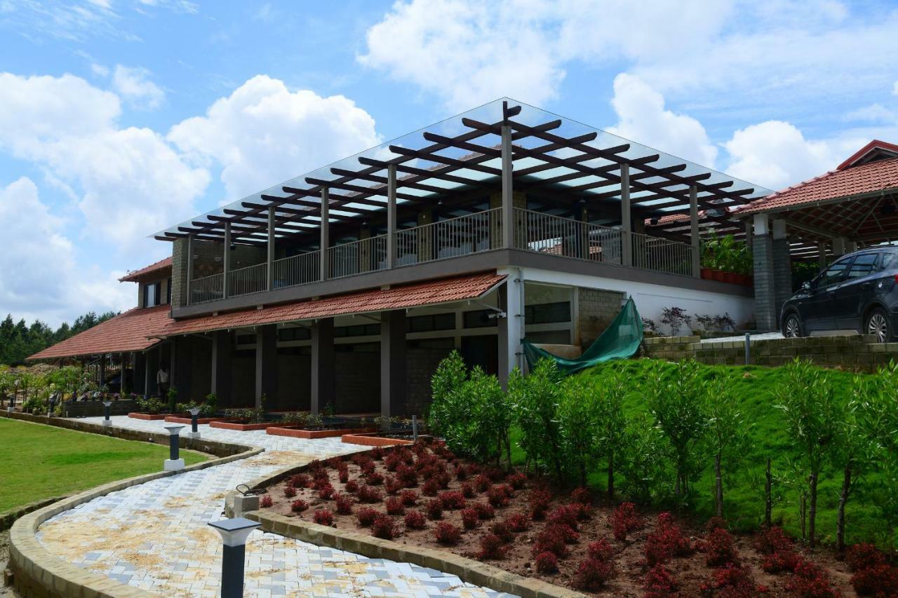 Biranji Aqua Retreat Hotel Chikmagalūr Buitenkant foto