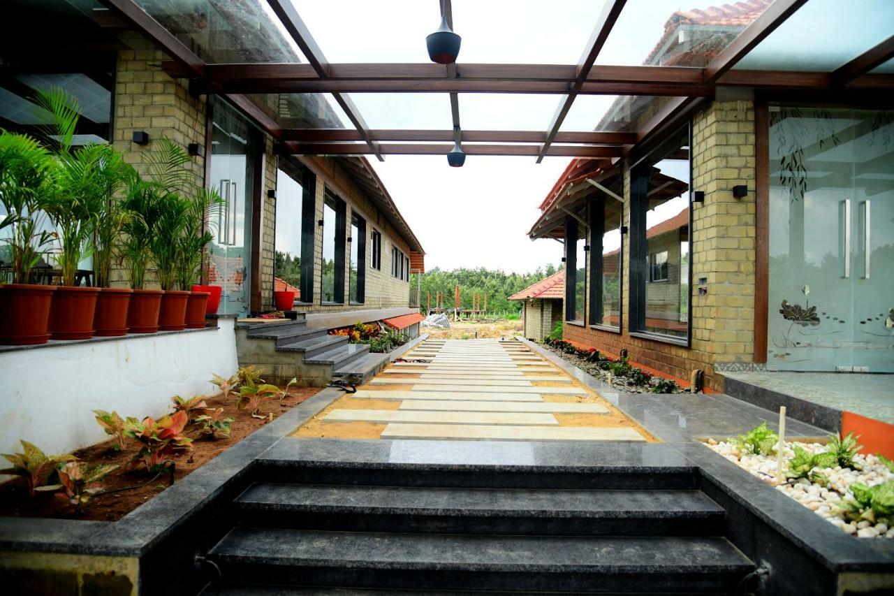 Biranji Aqua Retreat Hotel Chikmagalūr Buitenkant foto