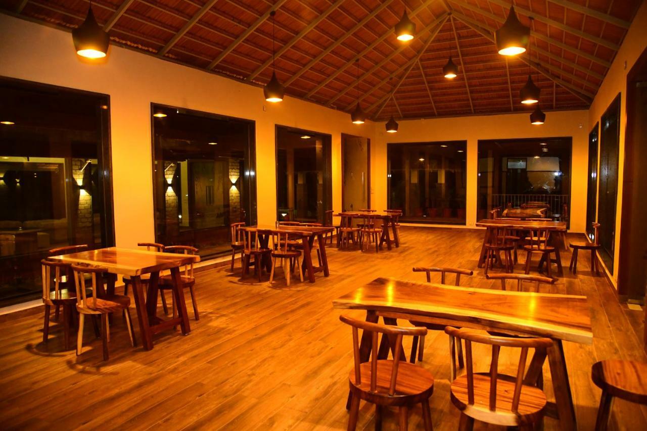 Biranji Aqua Retreat Hotel Chikmagalūr Buitenkant foto