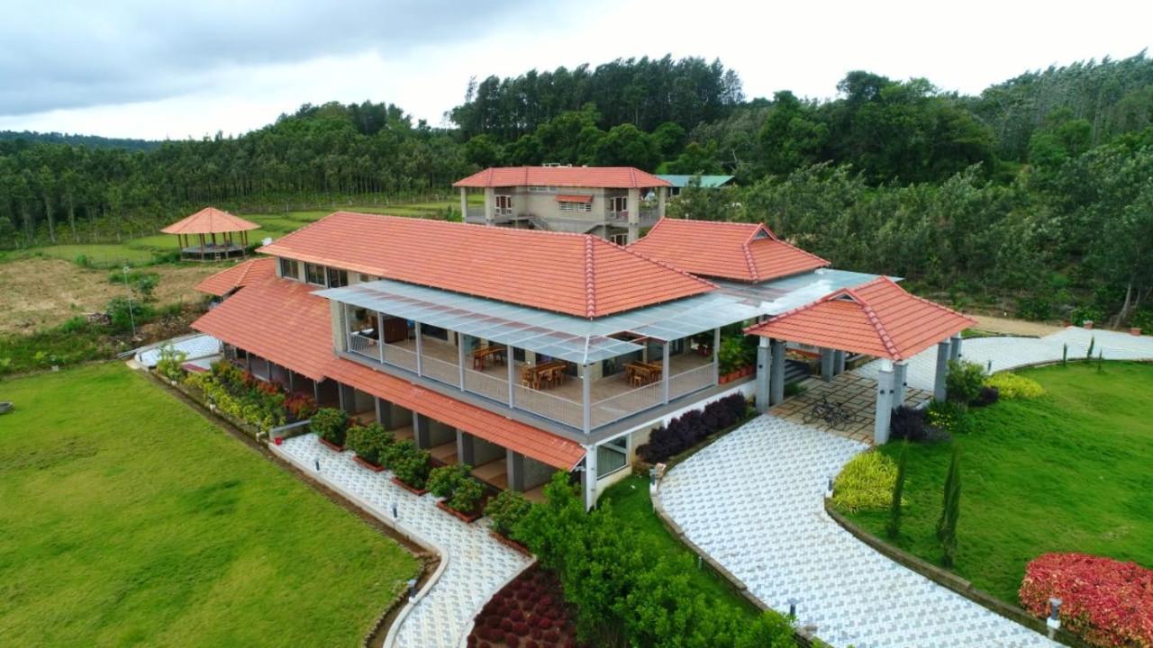 Biranji Aqua Retreat Hotel Chikmagalūr Buitenkant foto